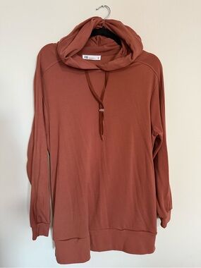 Fig Women's Dusty Rose Hoodie Sweater